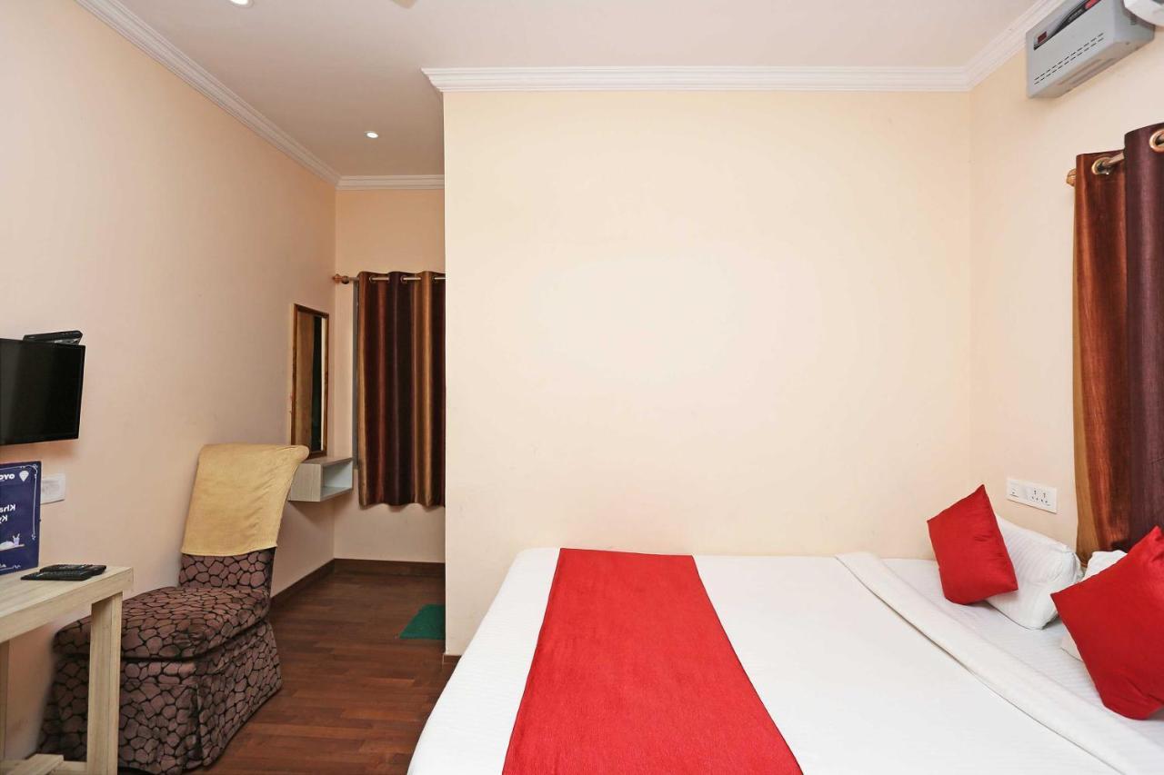 Flagship Lazystays Bhuvanesvar Kültér fotó
