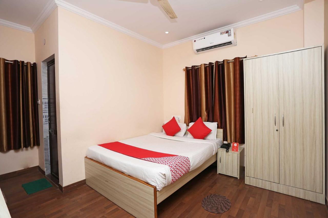 Flagship Lazystays Bhuvanesvar Kültér fotó